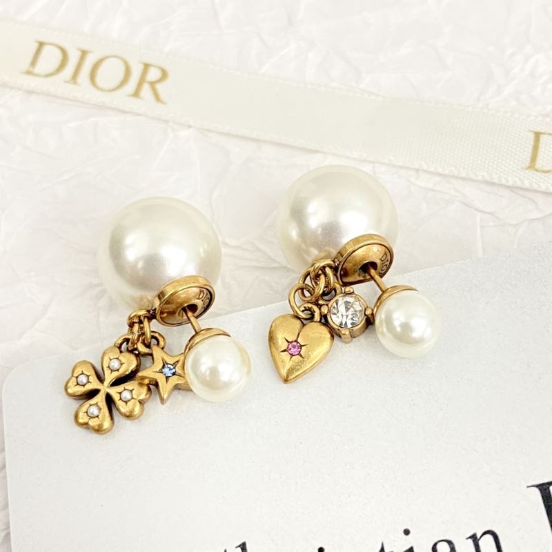chr1st1an D10r earrings